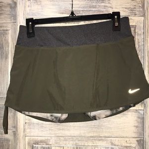 Nike Dark Green Tennis 🎾 Skort - Dri Fit